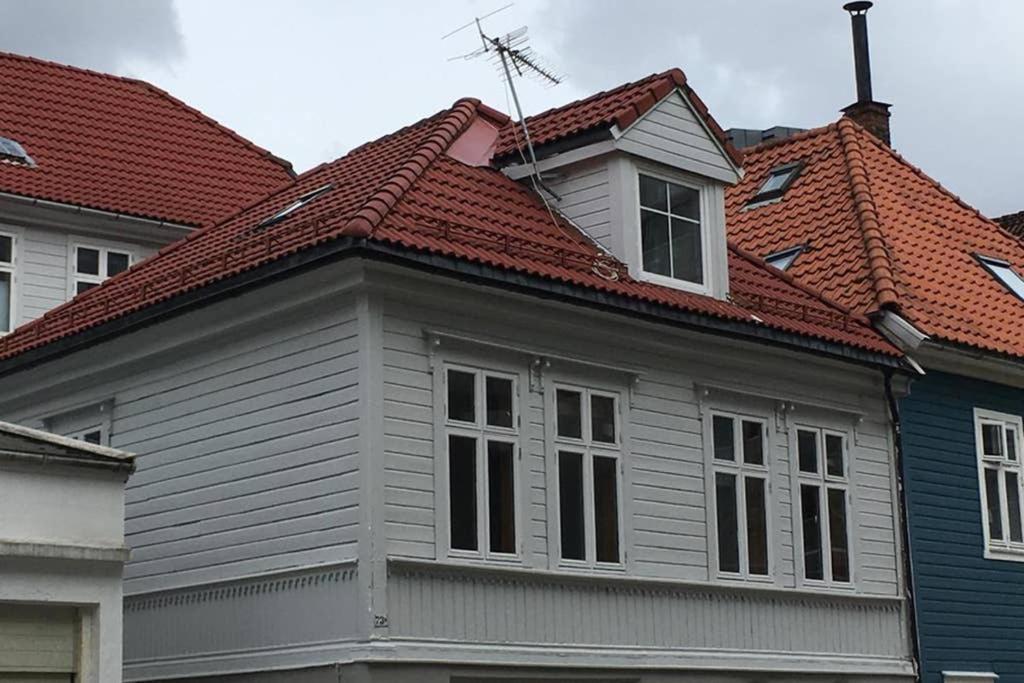 Nice Central Appartment Bergen Bagian luar foto